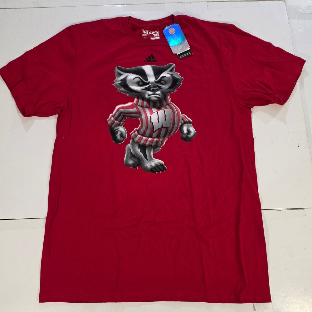 Adidas Wisconsin Badgers Bucky‎ Badger Red Graphic T-Shirt Mens Large NWT